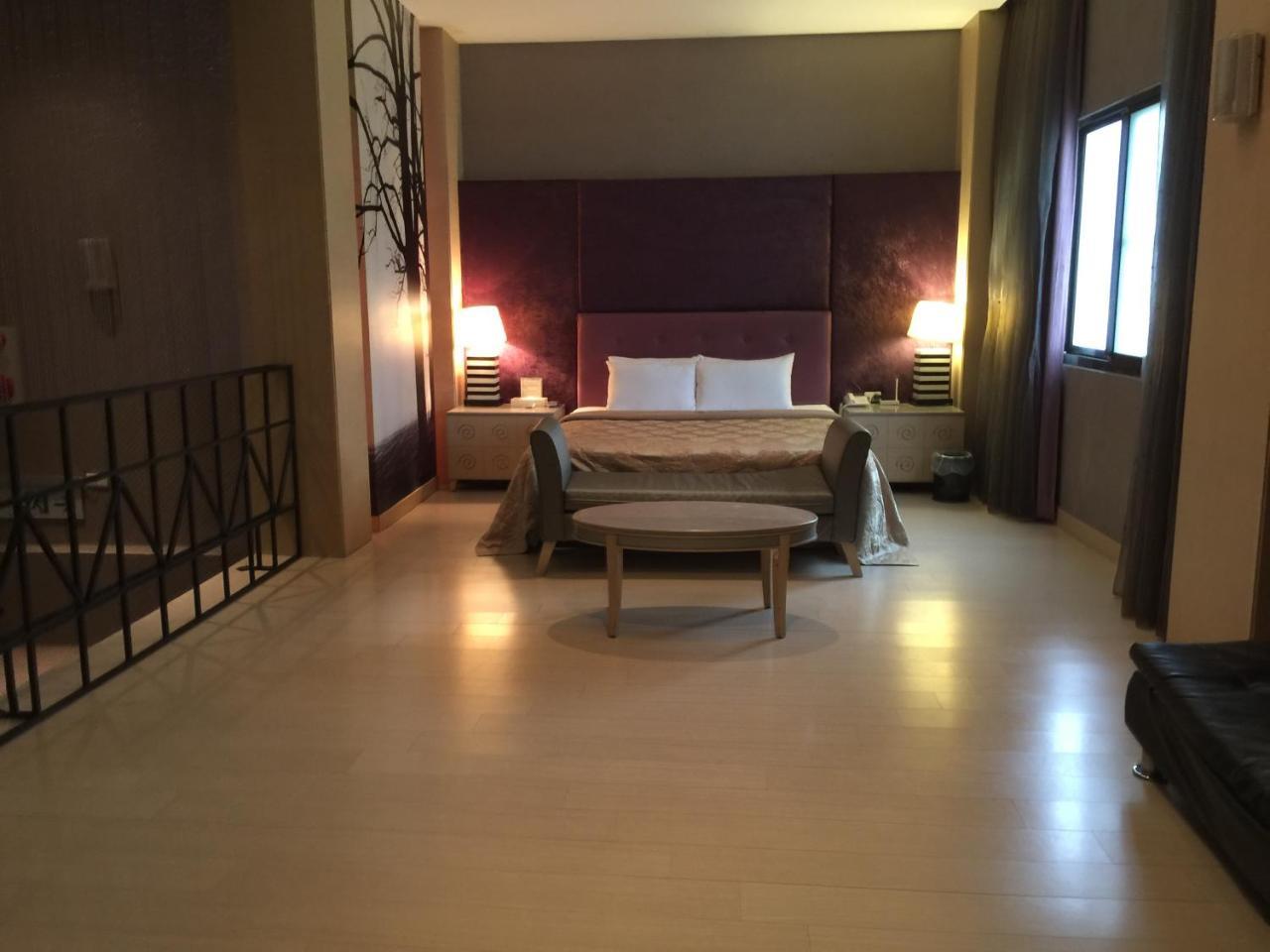 Li-Gin Motel Jiayi Zewnętrze zdjęcie