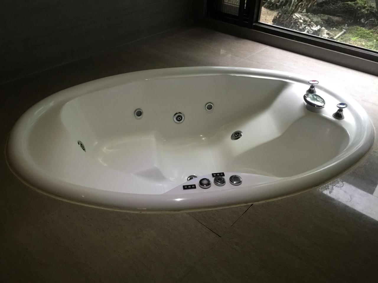 Li-Gin Motel Jiayi Zewnętrze zdjęcie