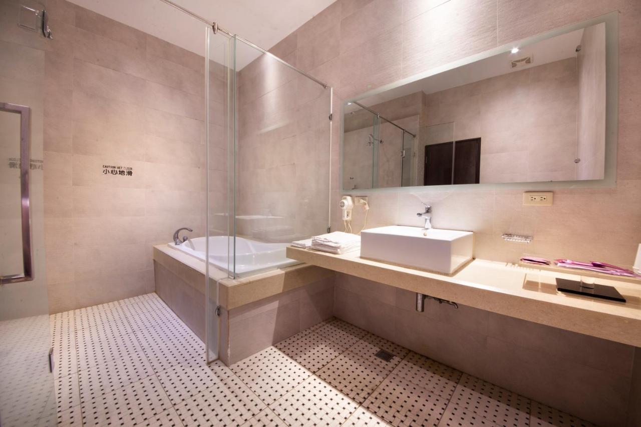 Li-Gin Motel Jiayi Zewnętrze zdjęcie
